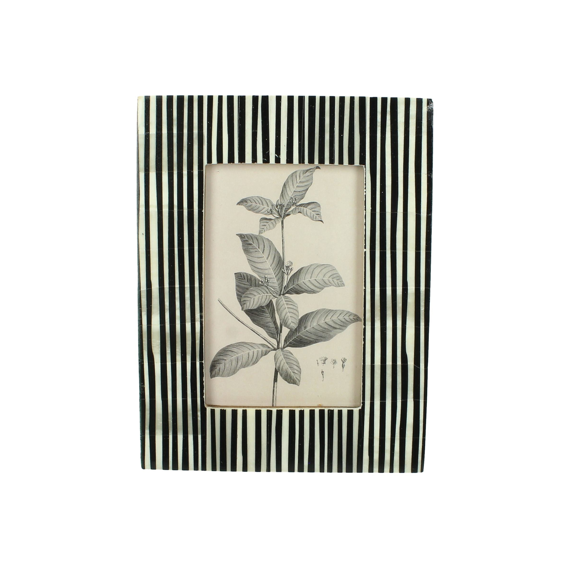 Photo Frame Black and White Stripes