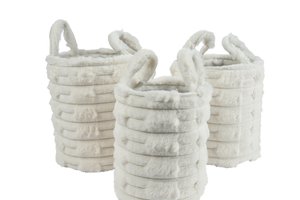 Basket Round Fluffy White