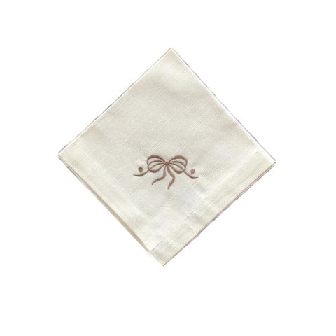 Napkin Lace With Ribbon White Gold