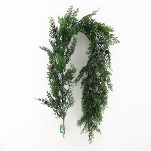 Xmas Garland With Pines