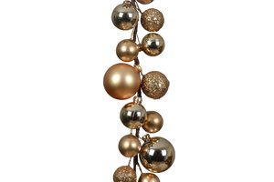 Xmas Garland With Matt & Shiny Ball