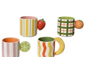 Mug With Fruit Handle