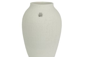 Vase Bulbous Terracotta White